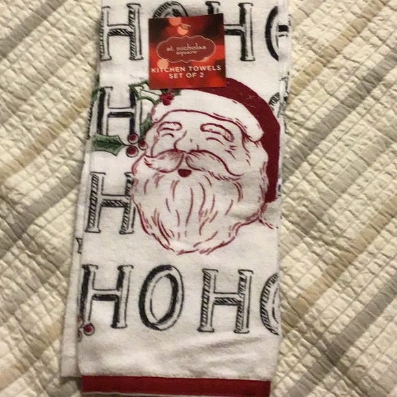 Christmas Towel Bundle - Picture 4 of 7